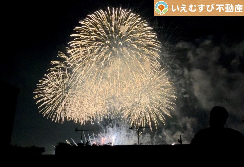 熊谷市河原町　中古戸建の展望|ルーフバルコニーは見晴し良好！
花火大会の際には、遮る物もなく眺望が良い人気の立地です♪