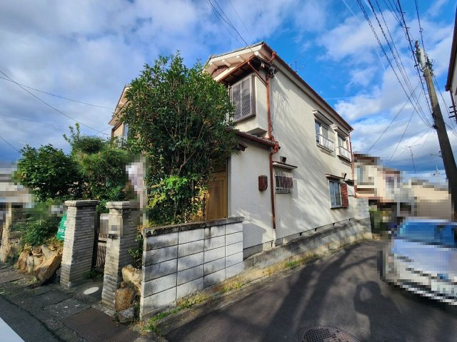 【成約済】向日市物集女町南条の外観|南側：隣地の通路の為、陽当たり、風通し良好♪