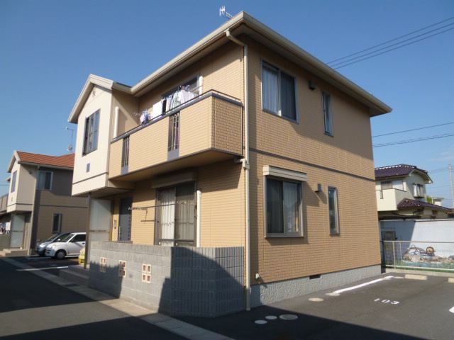 メゾンエストマルスBの外観