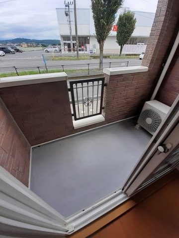 エルフィンのバルコニー