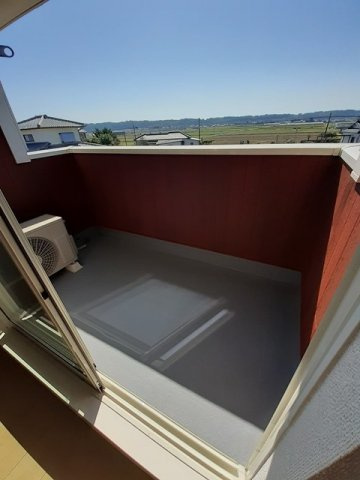 すみれのバルコニー|お洗濯にも便利なバルコニー付き