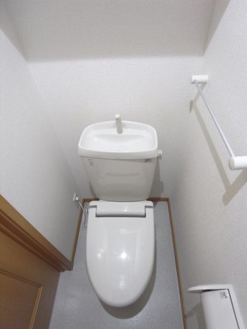 フローラルアメニティーＡのトイレ|シンプルで使いやすいトイレです