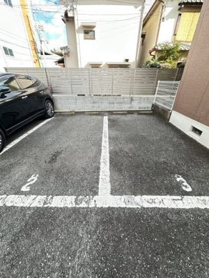 【駐車場】 | セジュール摂津