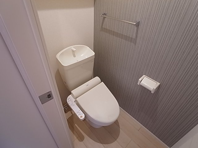 神戸市北区鈴蘭台西町４丁目のアパートのトイレ|ウォシュレット付