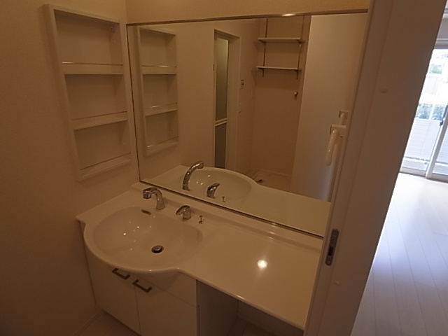 神戸市北区鈴蘭台西町４丁目のアパートの洗面所|シャンプードレッサー