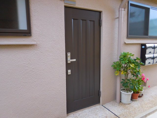 和泉ハイツの玄関