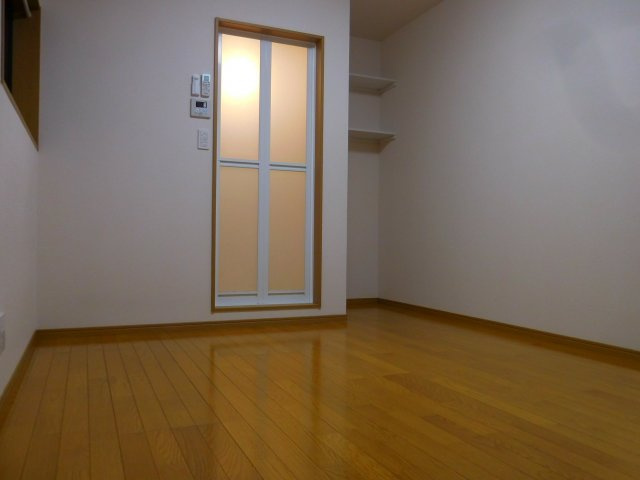 和泉ハイツの居間・リビング