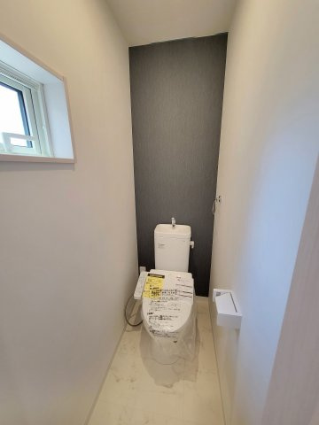 松ケ丘1丁目1区画・新築戸建のトイレ
