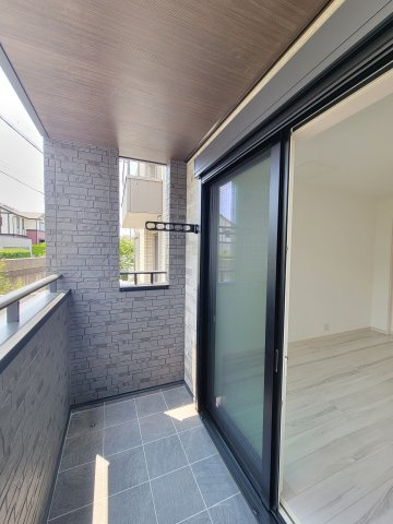 松ケ丘1丁目1区画・新築戸建のバルコニー