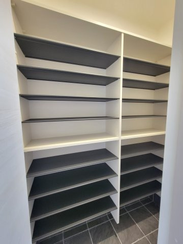 松ケ丘1丁目1区画・新築戸建の玄関