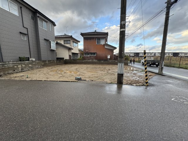 中央区姥ケ山2丁目　売地