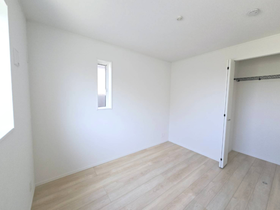 クレイドルガーデン八戸市南類家　第3　2号棟の洋室