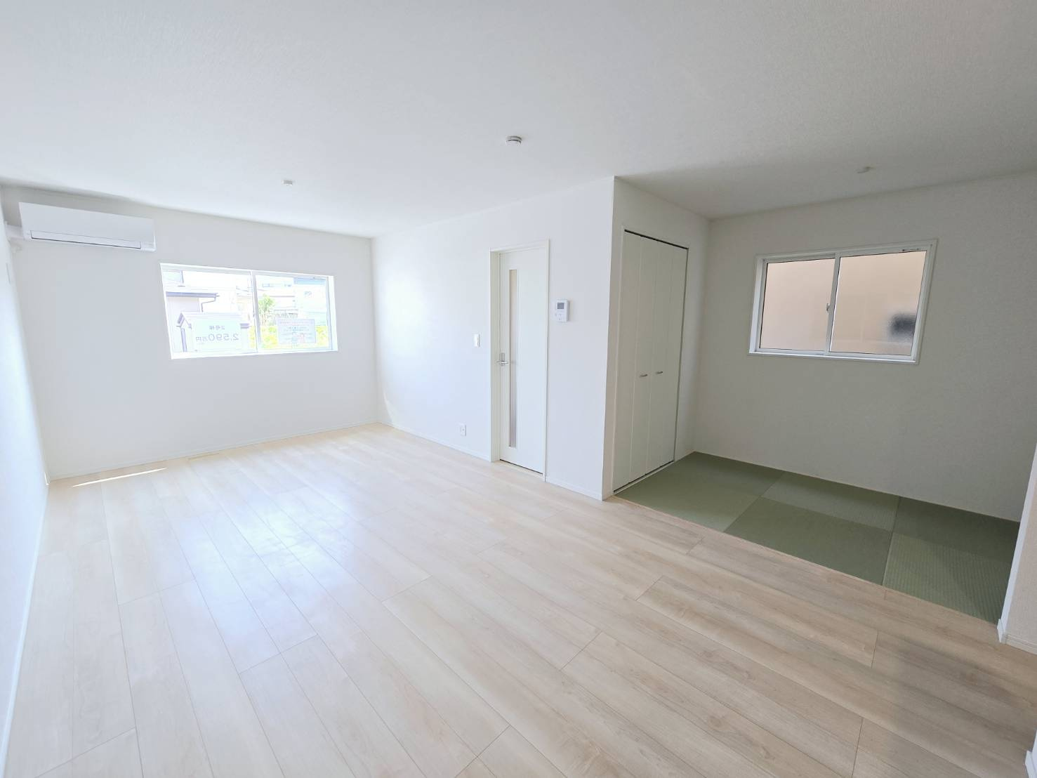 クレイドルガーデン八戸市南類家　第3　2号棟の居間・リビング