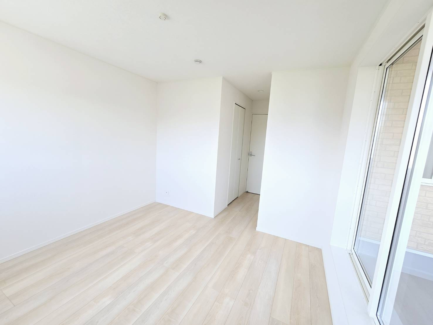 クレイドルガーデン八戸市南類家　第3　2号棟の洋室