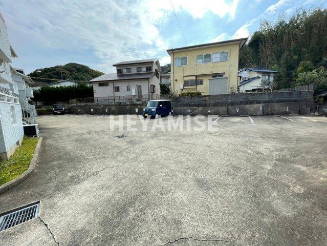 スイートホームの駐車場