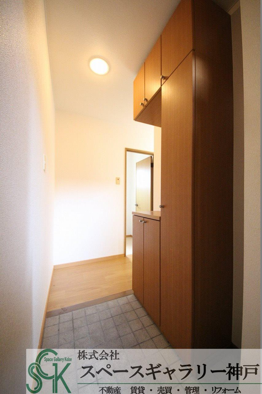 ヒルサイドテラスの玄関|※お部屋により仕様が異なる場合があります。