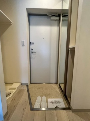 PARK HILLS 難波南 haneulの玄関