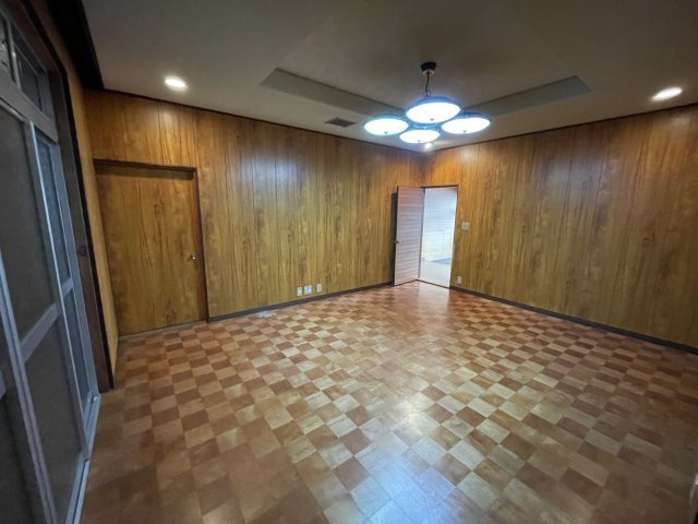 和歌山市栄谷・中古戸建・54635の洋室