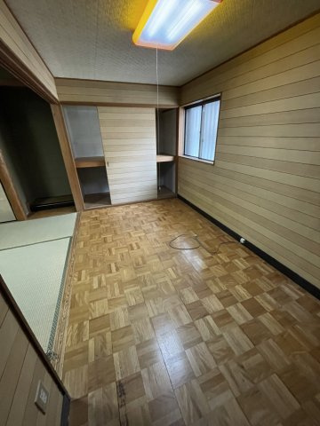 和歌山市栄谷・中古戸建・54635の洋室