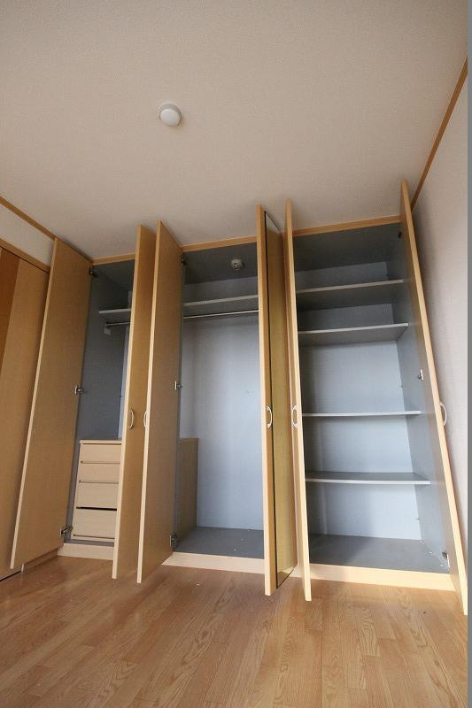マウントック・レオの収納|※お部屋により仕様が異なる場合があります。