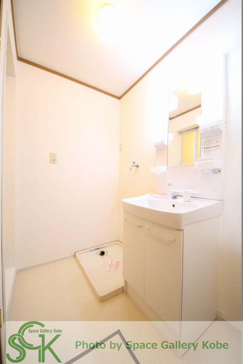 ヒューマンビレッジＢの洗面所|※お部屋により仕様が異なる場合があります。