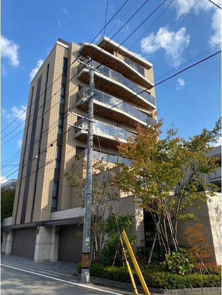 グランドメゾン赤坂LUXE