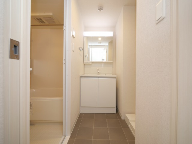 スプランディッド新大阪Ⅴの洗面所