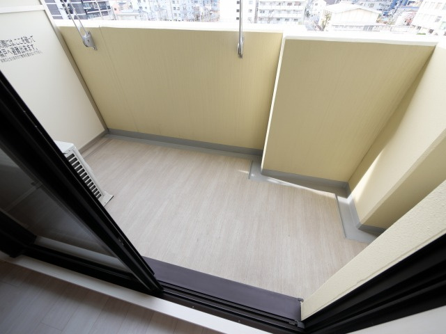 スプランディッド新大阪Ⅴのバルコニー