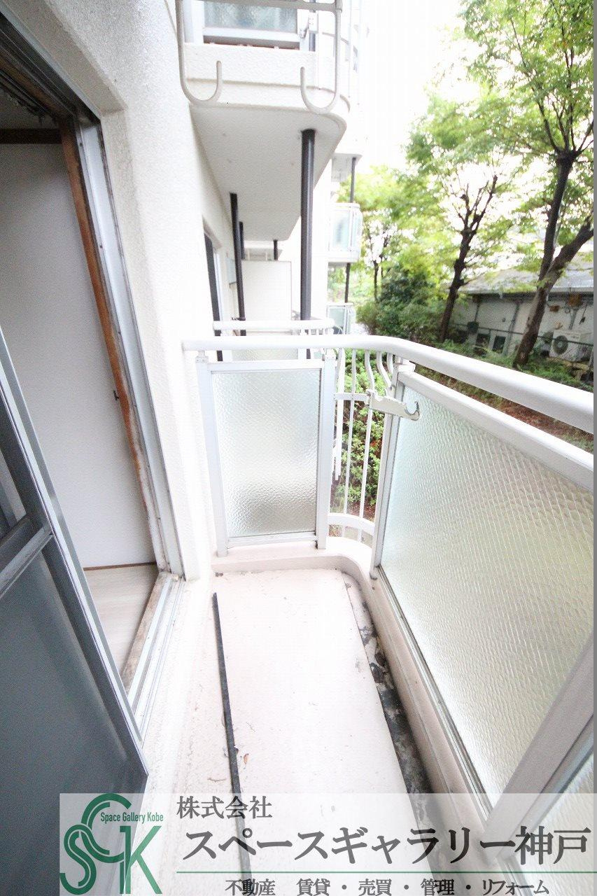 桃山台ハイツのバルコニー|※お部屋により仕様が異なる場合があります。