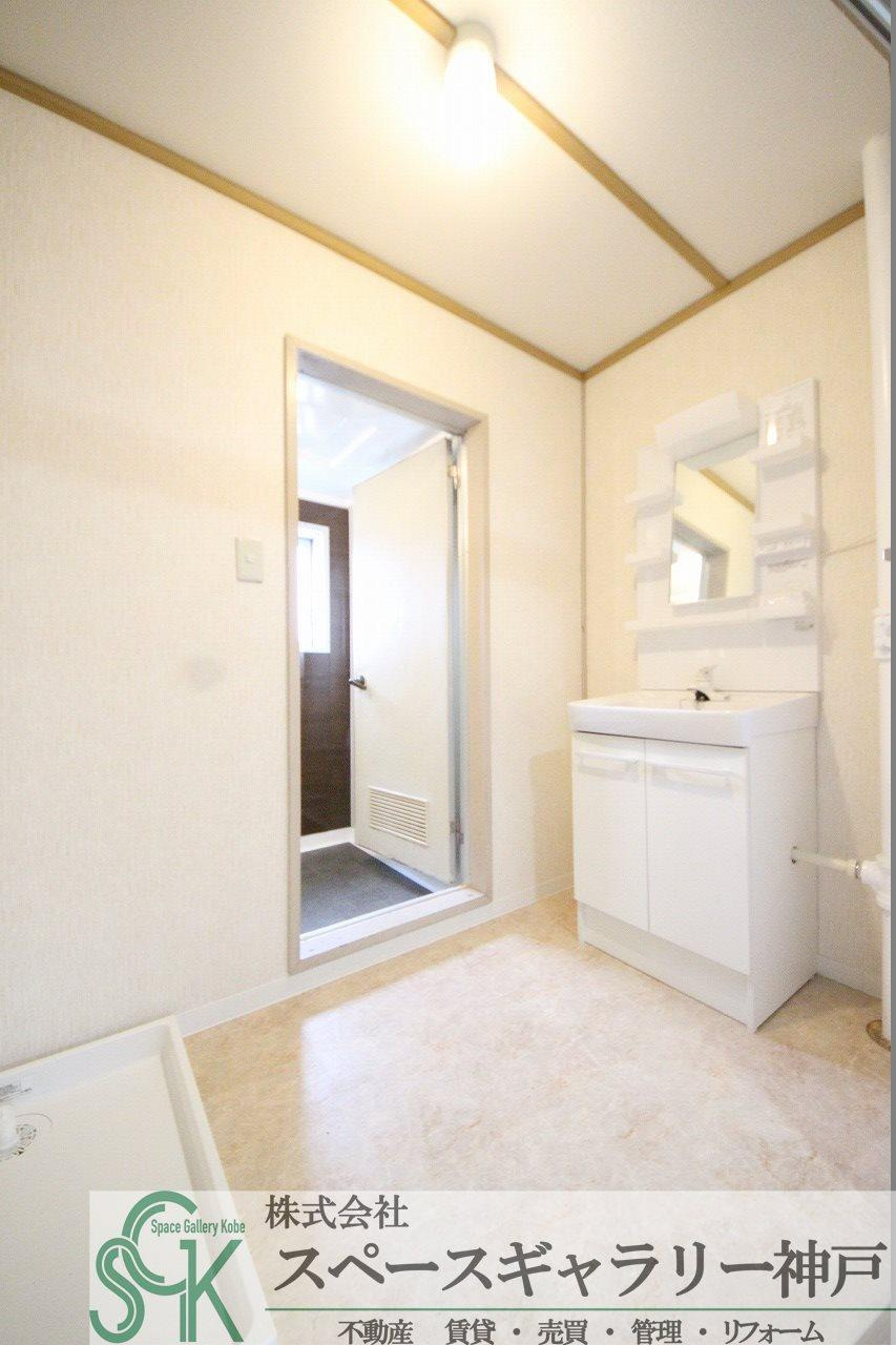 桃山台ハイツの洗面所|※お部屋により仕様が異なる場合があります。