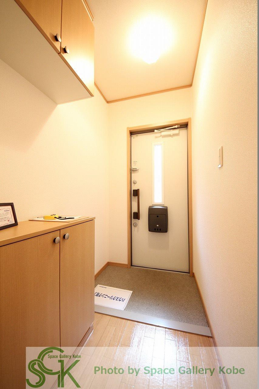 グランディール　Bの玄関|※お部屋により仕様が異なる可能性があります。