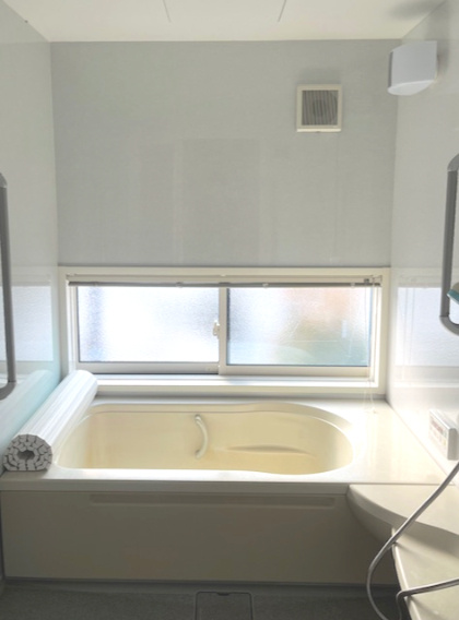 高島市マキノ町沢中古戸建の浴室