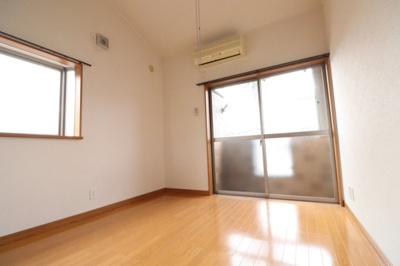 【バルコニー】 | ポラリスCozy別府 | 別号室の写真になります。現況優先。