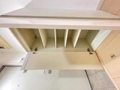 【玄関】 | HALS-HOME | 別号室の写真になります。現況優先。