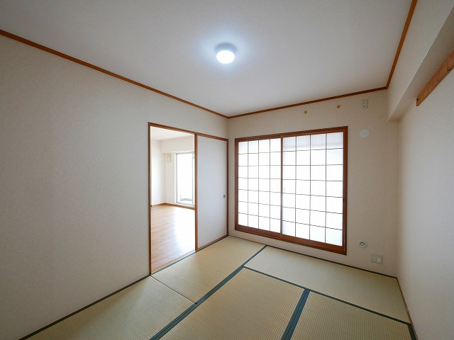 ローレルスクエア木津川台第１期１番館の和室|和室があると、家にあたたかい雰囲気が生まれます