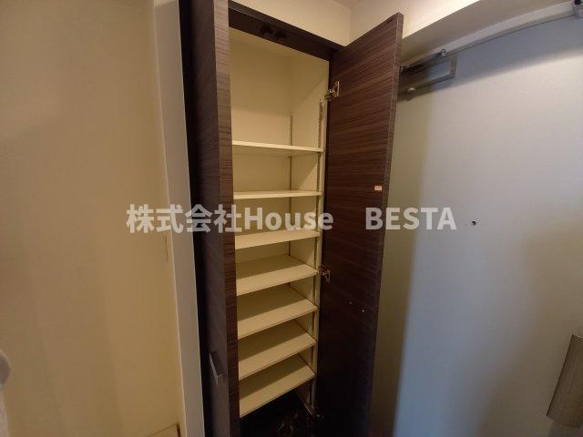 アルファレガロ兵庫の収納