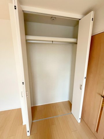 ＡＴステージの収納|★天井高のクローゼット★