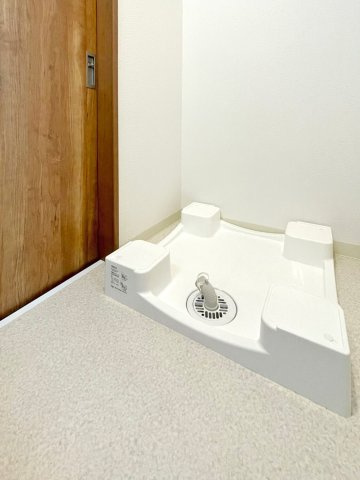 横尾2団地87号棟のランドリースペース|洗濯機置き場