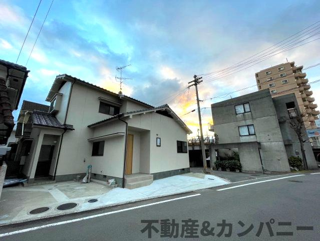 椿さん祭り徒歩の距離リノベハウスの前面道路含む現地写真|前面道路含む現地写真です