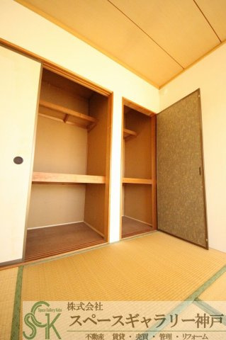 フジハイツの収納