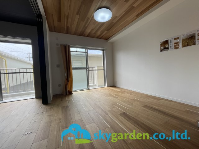 日栄ハイム平塚の居間・リビング