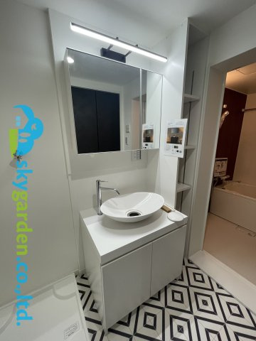 日栄ハイム平塚の独立洗面台