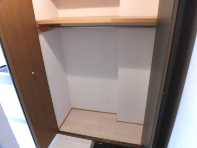大きいものも楽々入る大きな収納です。