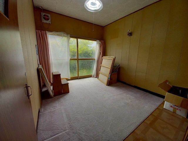 興津2丁目《平屋》リフォーム前提で検討いかがでしょうか♪の和室