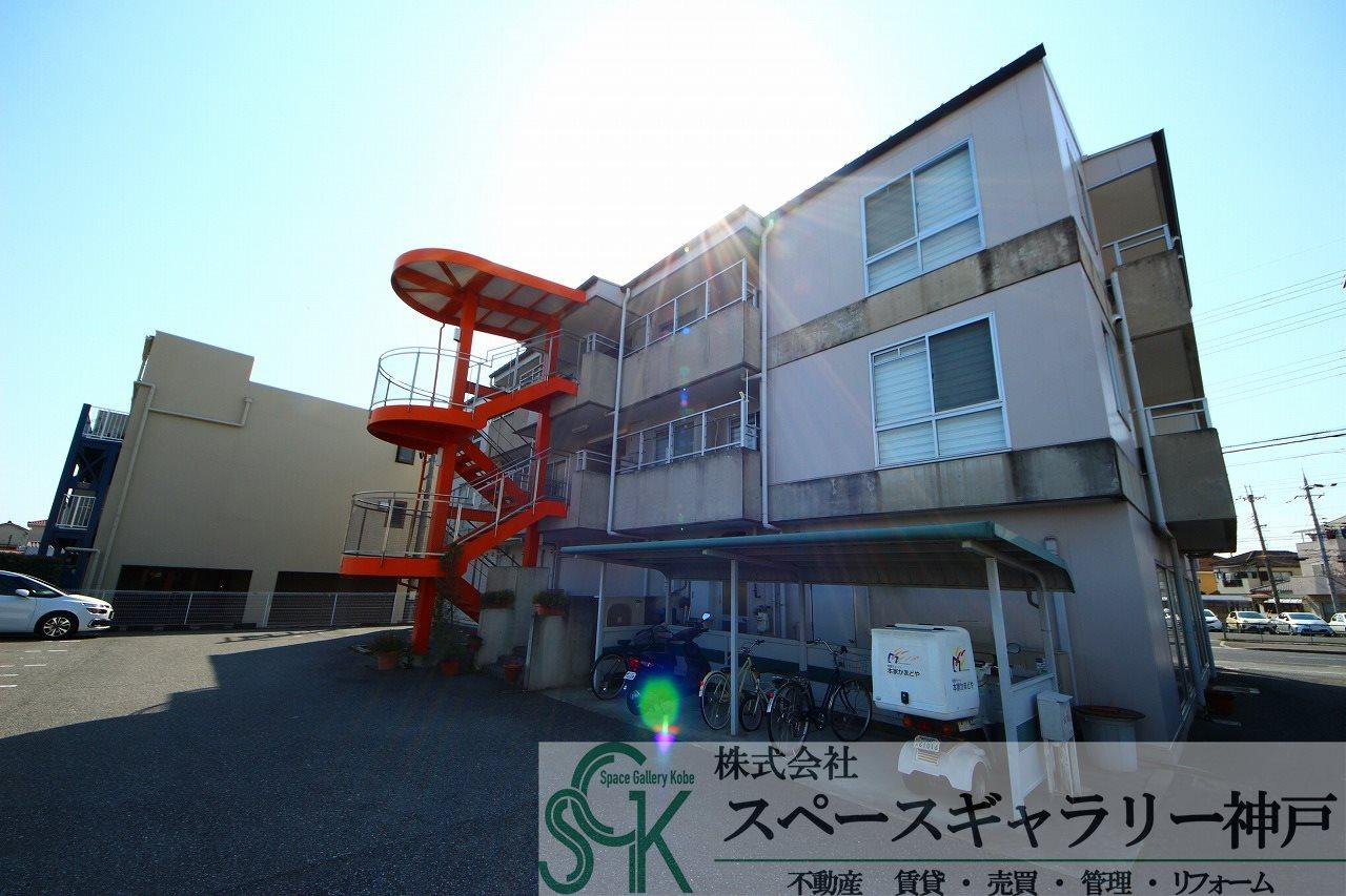 十三番館の外観