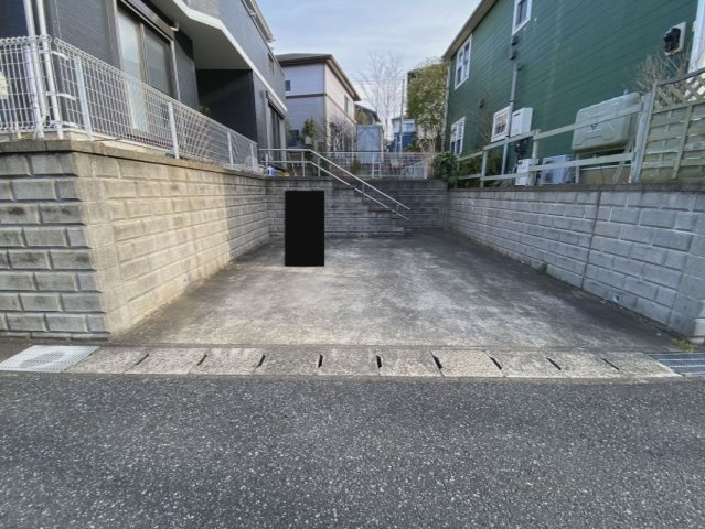 ふじき野１丁目中古戸建 の駐車場