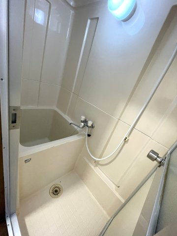 ラベンダー北町の浴室