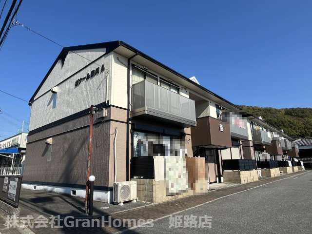 ボナール東川Bの外観