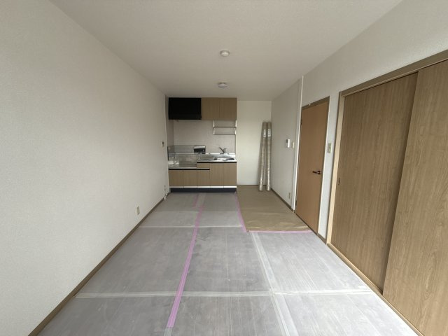 ボナール東川Bの居間・リビング