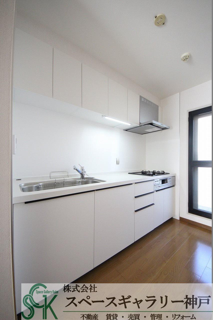 井吹東シティコートのキッチン|※お部屋により仕様が異なる場合があります。